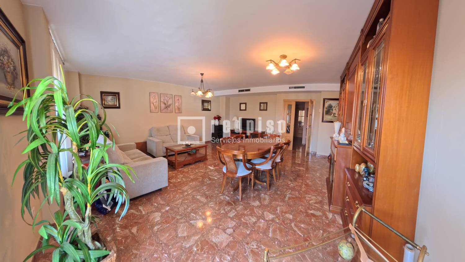 Salón